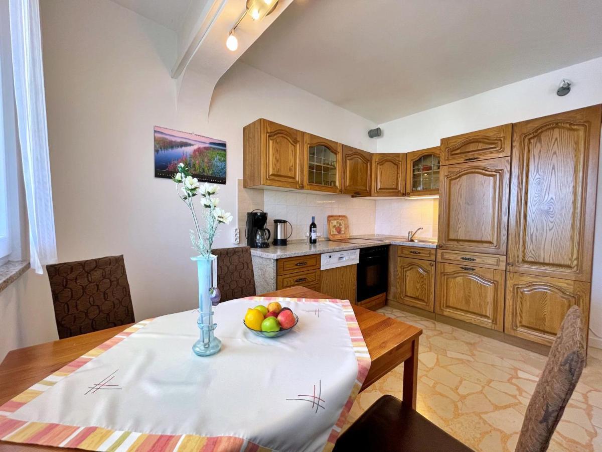 Apartments Bohovic 실로 외부 사진