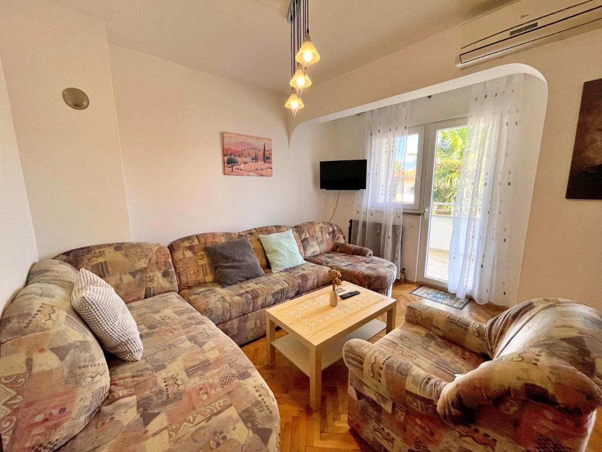 Apartments Bohovic 실로 외부 사진